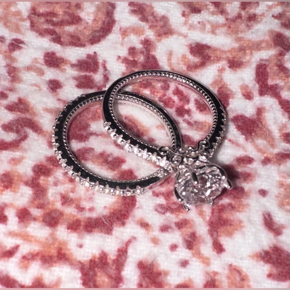 ZALES 2 Rings (Cubic Zirconia)